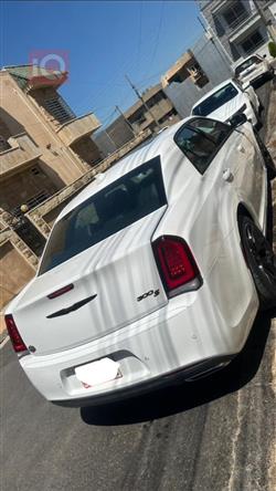 کرایسلەر 300